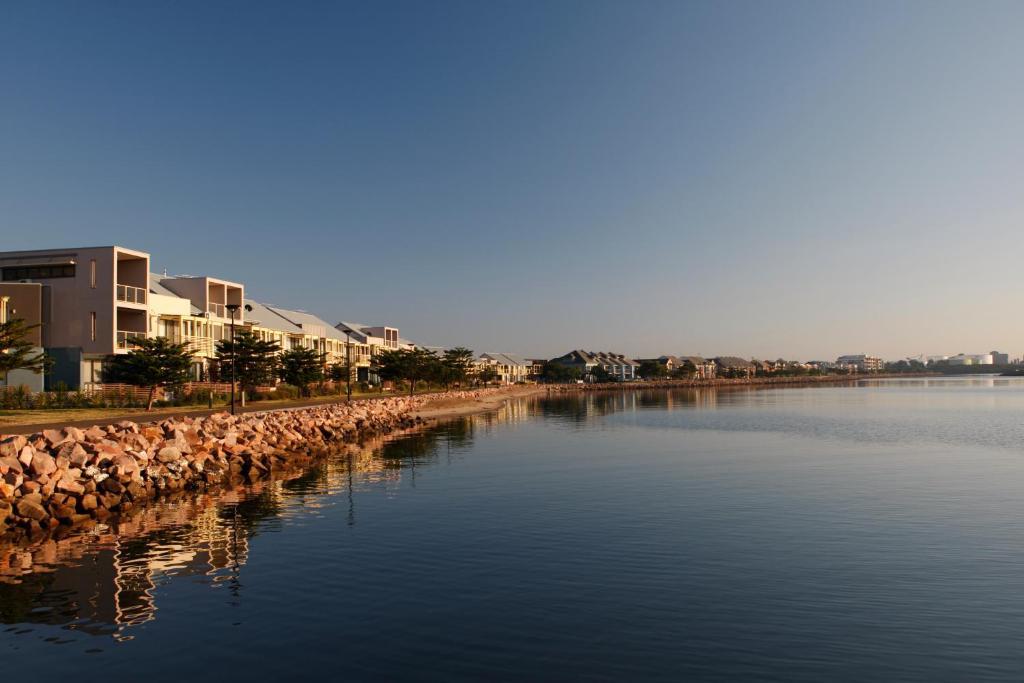 Newcastle Harbourside Terraces Apartment Exterior photo